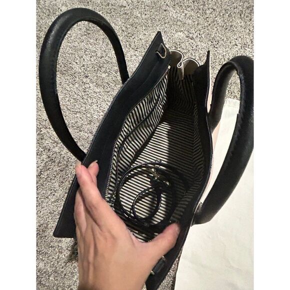 Kate Spade Handbag/Crossbody - Picture 7 of 8